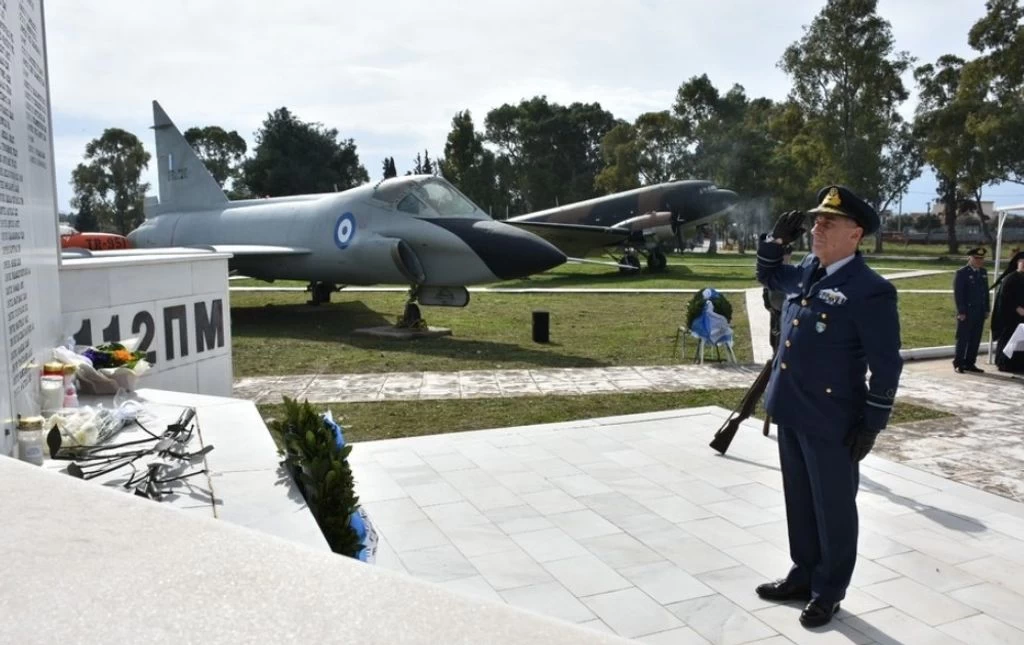 Κατάθεση στεφάνων στη Μνήμη των 63 πεσόντων του C-130 – Δείτε τις εικόνες